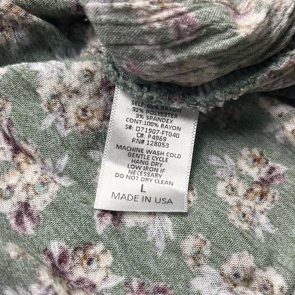 Potter's Pot | Anthropologie Floral Top with Stripes - Picture 3 of 3